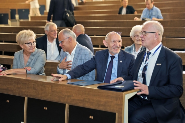 Kliknij, aby powiększyć zdjęcie.