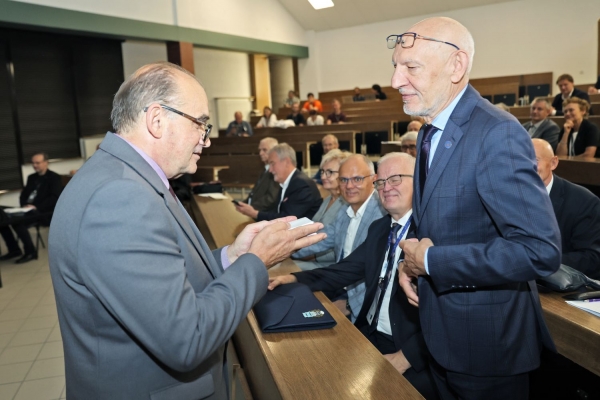 Kliknij, aby powiększyć zdjęcie.