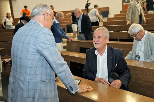 Kliknij, aby powiększyć zdjęcie.