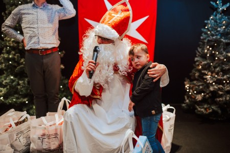 Click to zoom the picture.