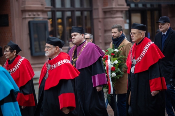 Kliknij, aby powiększyć zdjęcie.