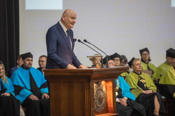 Kliknij, aby powiększyć zdjęcie.
