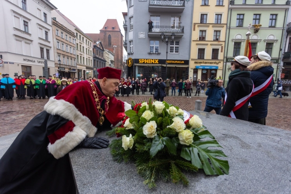 Kliknij, aby powiększyć zdjęcie.