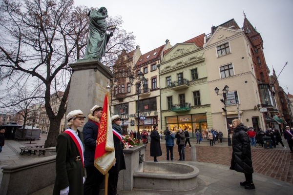 Kliknij, aby powiększyć zdjęcie.