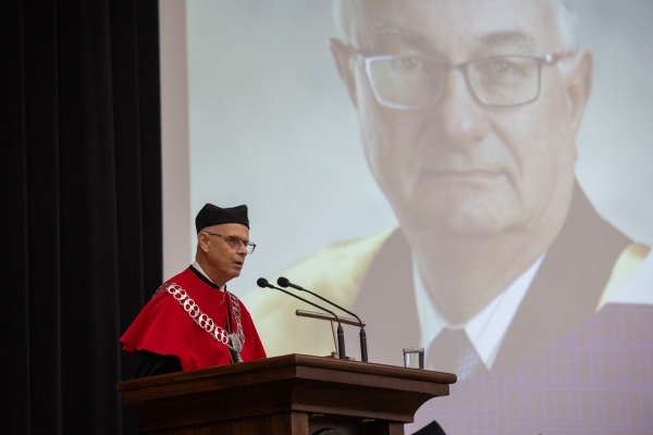 Kliknij, aby powiększyć zdjęcie.