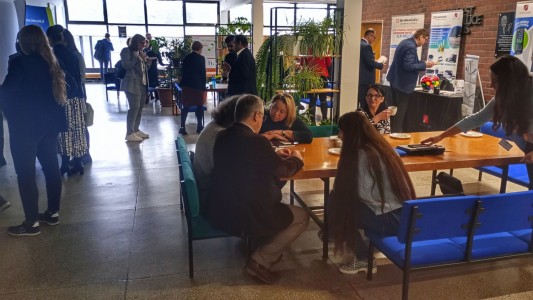 Uczestnicy V Sympozjum . Kliknij, aby powiększyć zdjęcie.