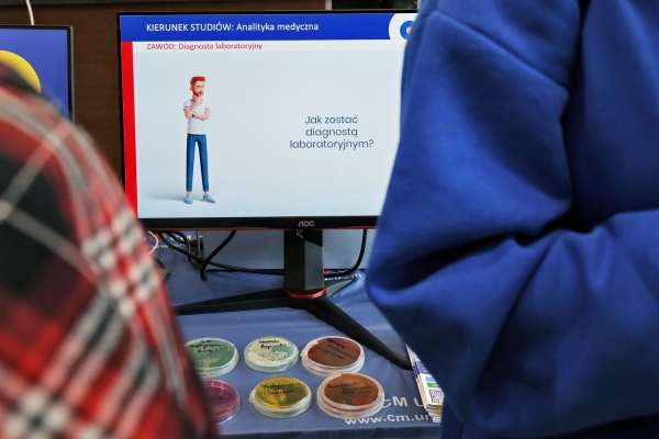 Kliknij, aby powiększyć zdjęcie.