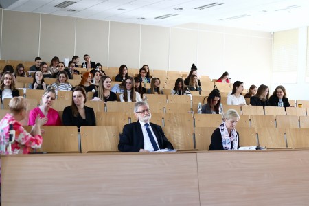 Konferencja „Zdrowie, piękno i nadzieja – wsparcie pacjenta onkologicznego”. Kliknij, aby powiększyć zdjęcie.