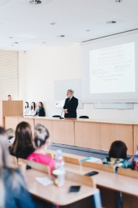 Konferencja „Zdrowie, piękno i nadzieja – wsparcie pacjenta onkologicznego”. Kliknij, aby powiększyć zdjęcie.