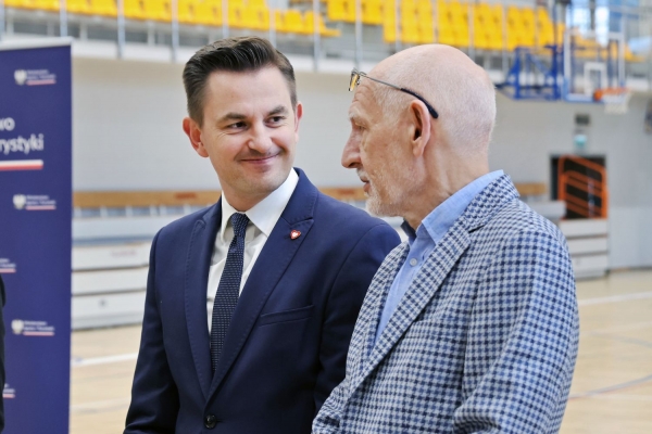 Kliknij, aby powiększyć zdjęcie.