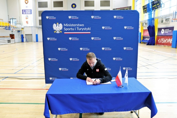 Kliknij, aby powiększyć zdjęcie.
