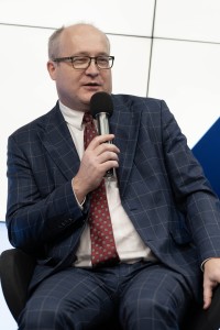 Click to zoom the picture.