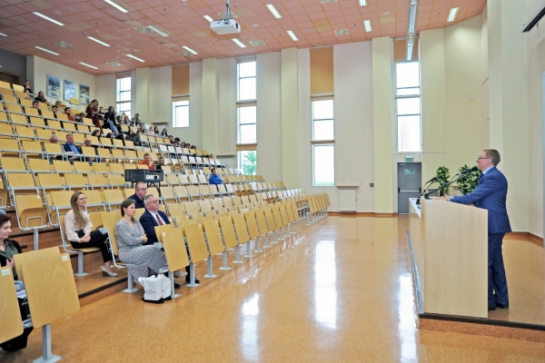 Kliknij, aby powiększyć zdjęcie.