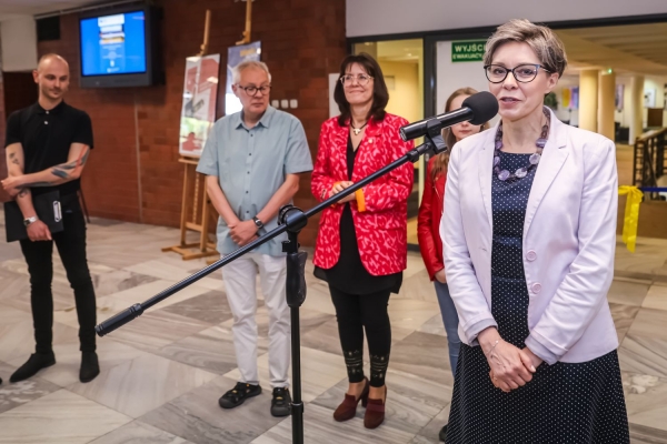 Kliknij, aby powiększyć zdjęcie.