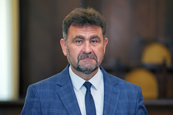 Click to zoom the picture.