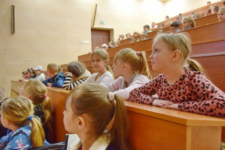 Uczestnicy tegorocznego Fascynującego Dnia Roślin. Kliknij, aby powiększyć zdjęcie.