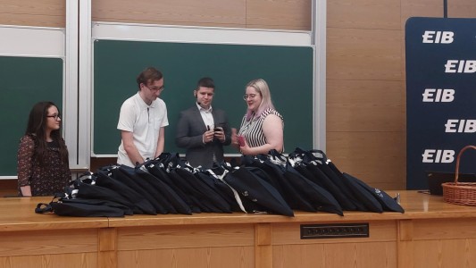 Kadr z Konkursu Projektów Zespołowych - Audytorium Aleksandra Jabłońskiego. Kliknij, aby powiększyć zdjęcie.