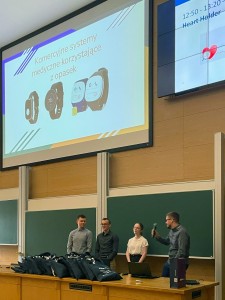 Kadr z Konkursu Projektów Zespołowych - Audytorium Aleksandra Jabłońskiego. Kliknij, aby powiększyć zdjęcie.