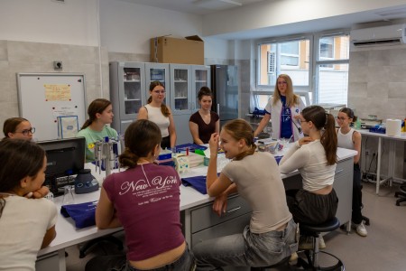 Warsztaty Fascynująca podróż do świata biotechnologii i chemii. Kliknij, aby powiększyć zdjęcie.