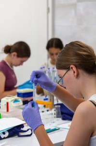 Warsztaty Fascynująca podróż do świata biotechnologii i chemii. Kliknij, aby powiększyć zdjęcie.