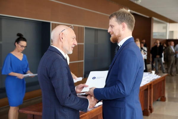 Kliknij, aby powiększyć zdjęcie.