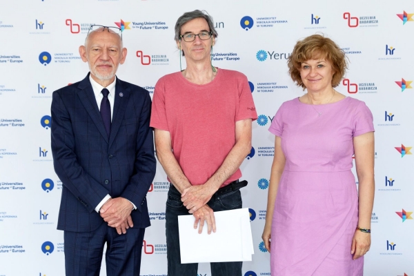 Kliknij, aby powiększyć zdjęcie.