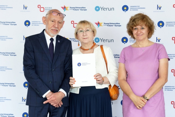 Kliknij, aby powiększyć zdjęcie.