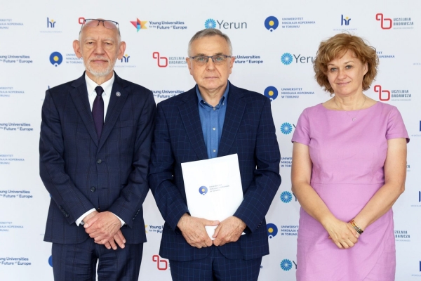 Kliknij, aby powiększyć zdjęcie.