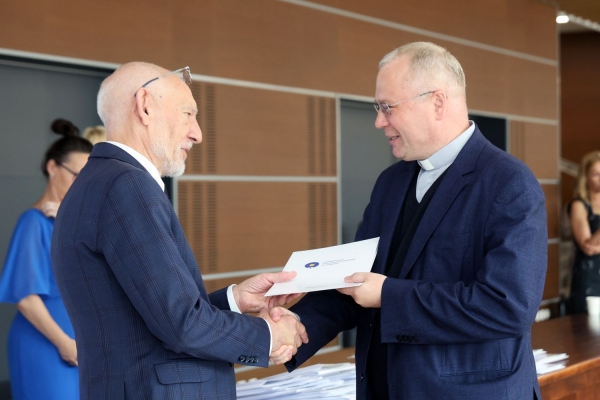 Kliknij, aby powiększyć zdjęcie.