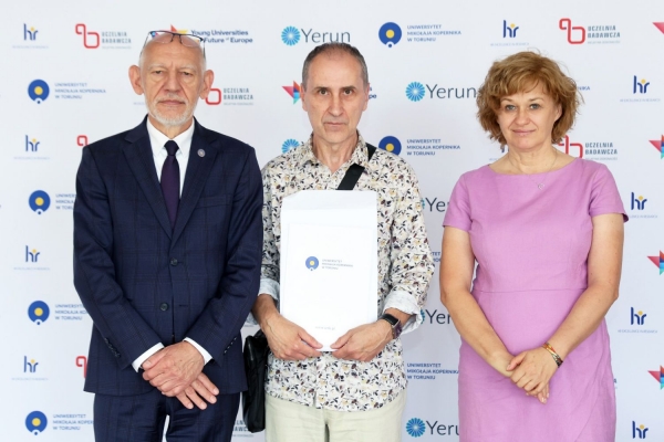 Kliknij, aby powiększyć zdjęcie.
