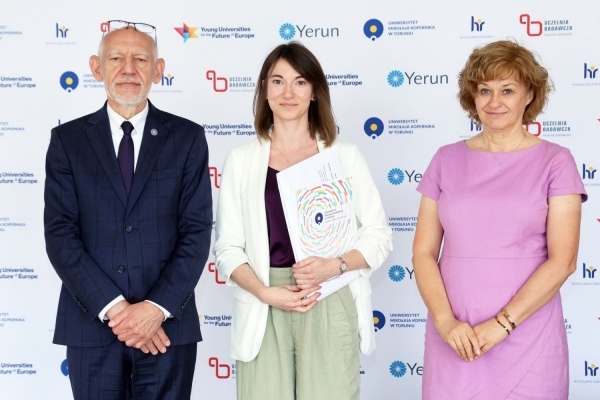 Kliknij, aby powiększyć zdjęcie.