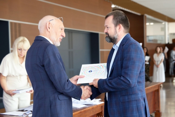 Kliknij, aby powiększyć zdjęcie.