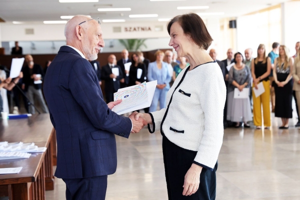 Kliknij, aby powiększyć zdjęcie.