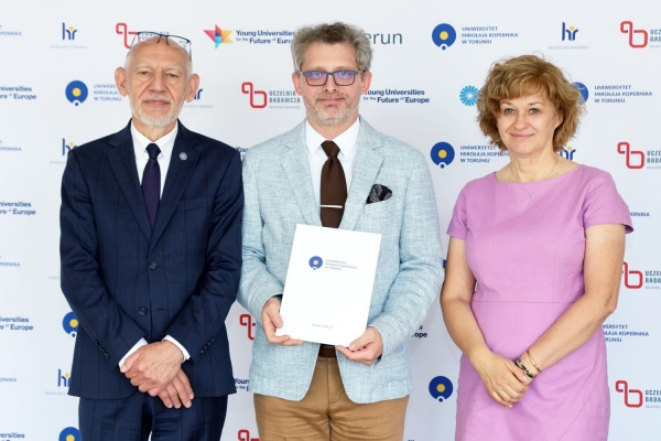 Kliknij, aby powiększyć zdjęcie.
