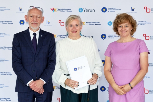 Kliknij, aby powiększyć zdjęcie.
