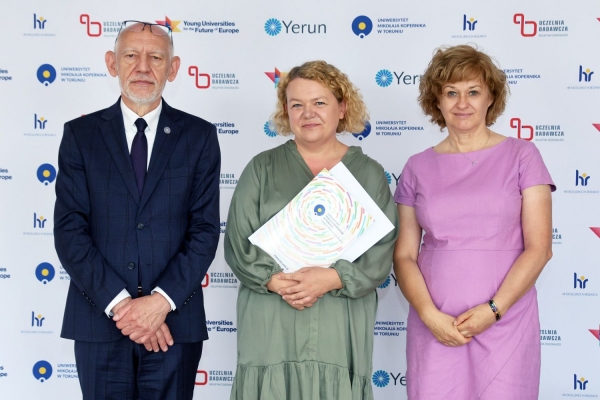 Kliknij, aby powiększyć zdjęcie.