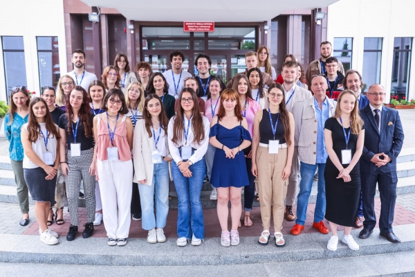 Click to zoom the picture.