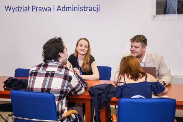 Click to zoom the picture.