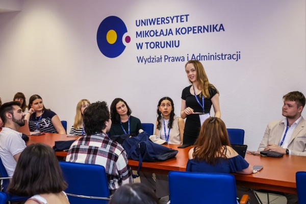 Click to zoom the picture.