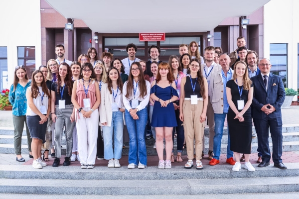 Click to zoom the picture.