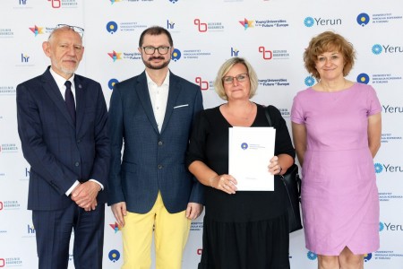 Kliknij, aby powiększyć zdjęcie.