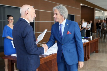 Kliknij, aby powiększyć zdjęcie.
