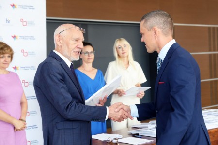 Kliknij, aby powiększyć zdjęcie.