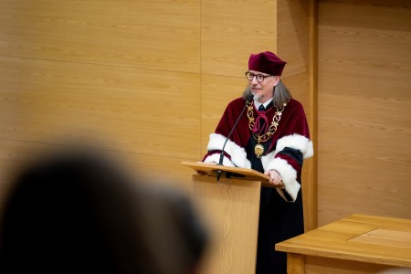 Inauguracja roku akademickiego 2024/25 - kadr. Kliknij, aby powiększyć zdjęcie.