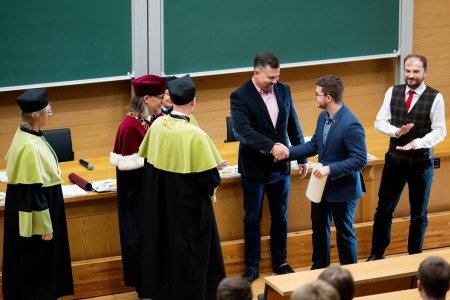 Inauguracja roku akademickiego 2024/25 - kadr. Kliknij, aby powiększyć zdjęcie.