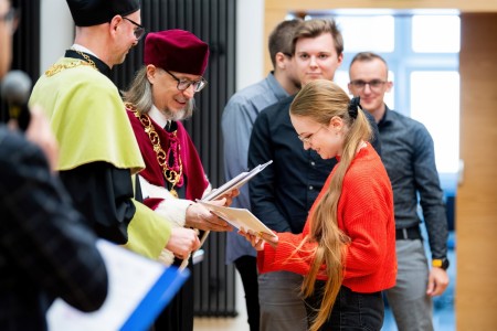 Inauguracja roku akademickiego 2024/25 - kadr. Kliknij, aby powiększyć zdjęcie.
