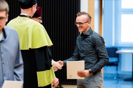 Inauguracja roku akademickiego 2024/25 - kadr. Kliknij, aby powiększyć zdjęcie.