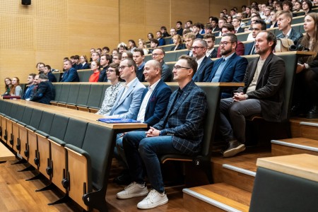 Inauguracja roku akademickiego 2024/25 - kadr. Kliknij, aby powiększyć zdjęcie.