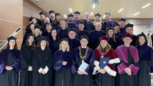 Click to zoom the picture.