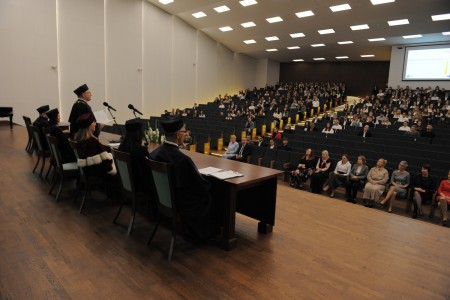 Click to zoom the picture.